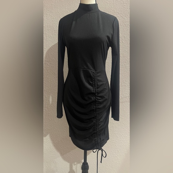 MISSGUIDED High Neck Mini Dress With Ruched Front in Black SZ 10 SZ Medium NWT - Picture 5 of 11